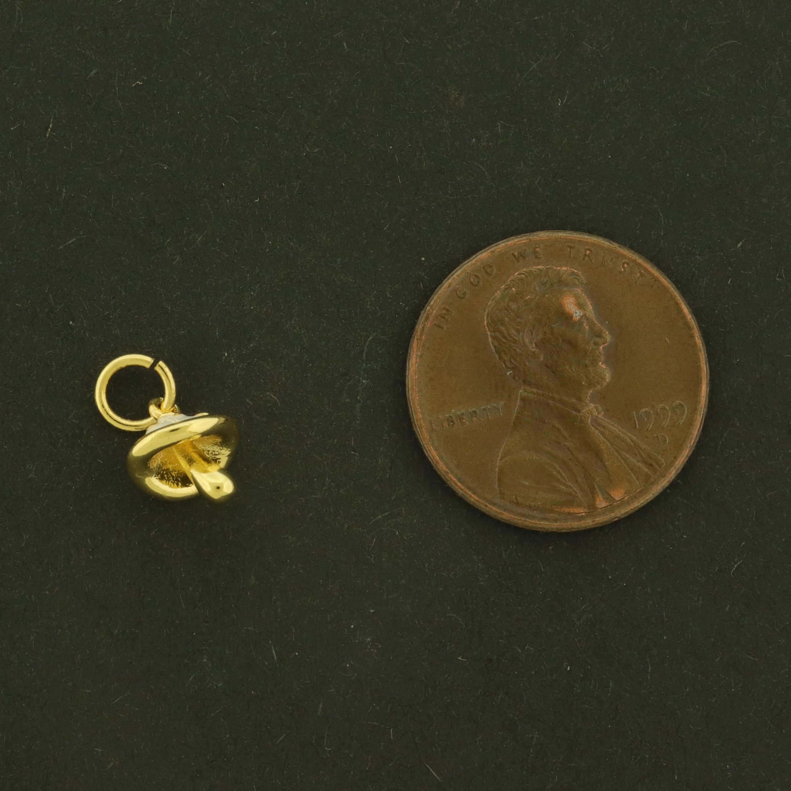 18k Mushroom Charm - Woodland Pendant - 18k Gold Plated with Enamel - GLD1104