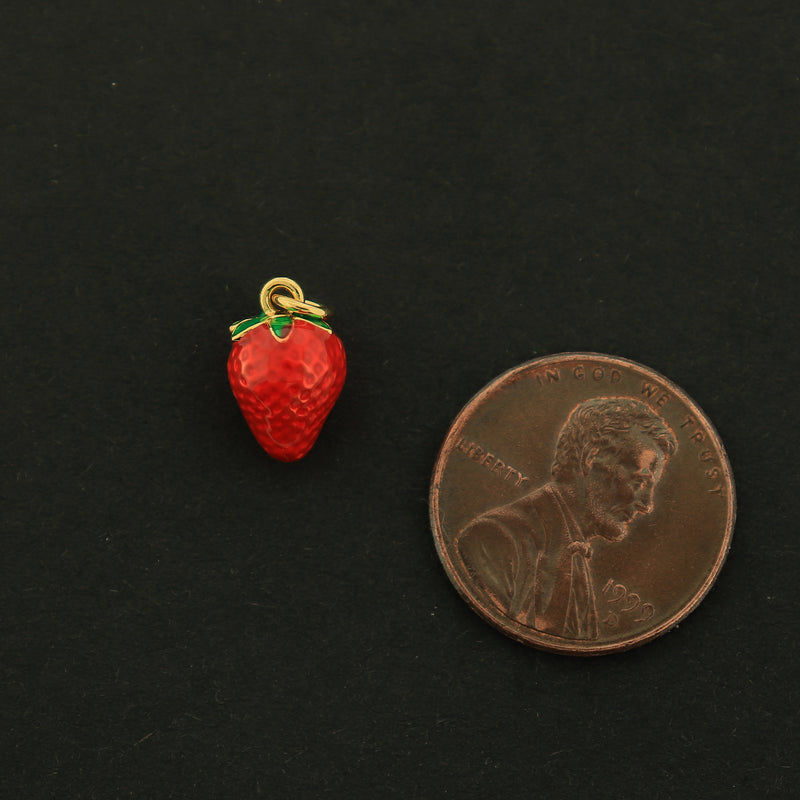 18k Gold Strawberry Charm - Food Pendant - 18k Gold Plated - GLD199