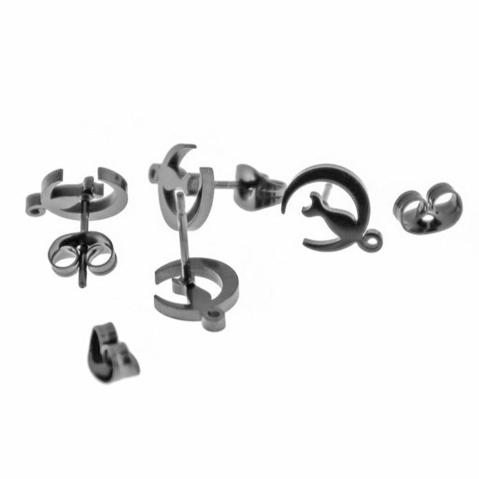 Stainless Steel Earrings - Crescent Moon Cat Studs - 11mm x 8mm - 1 Pair - Choose Your Tone!