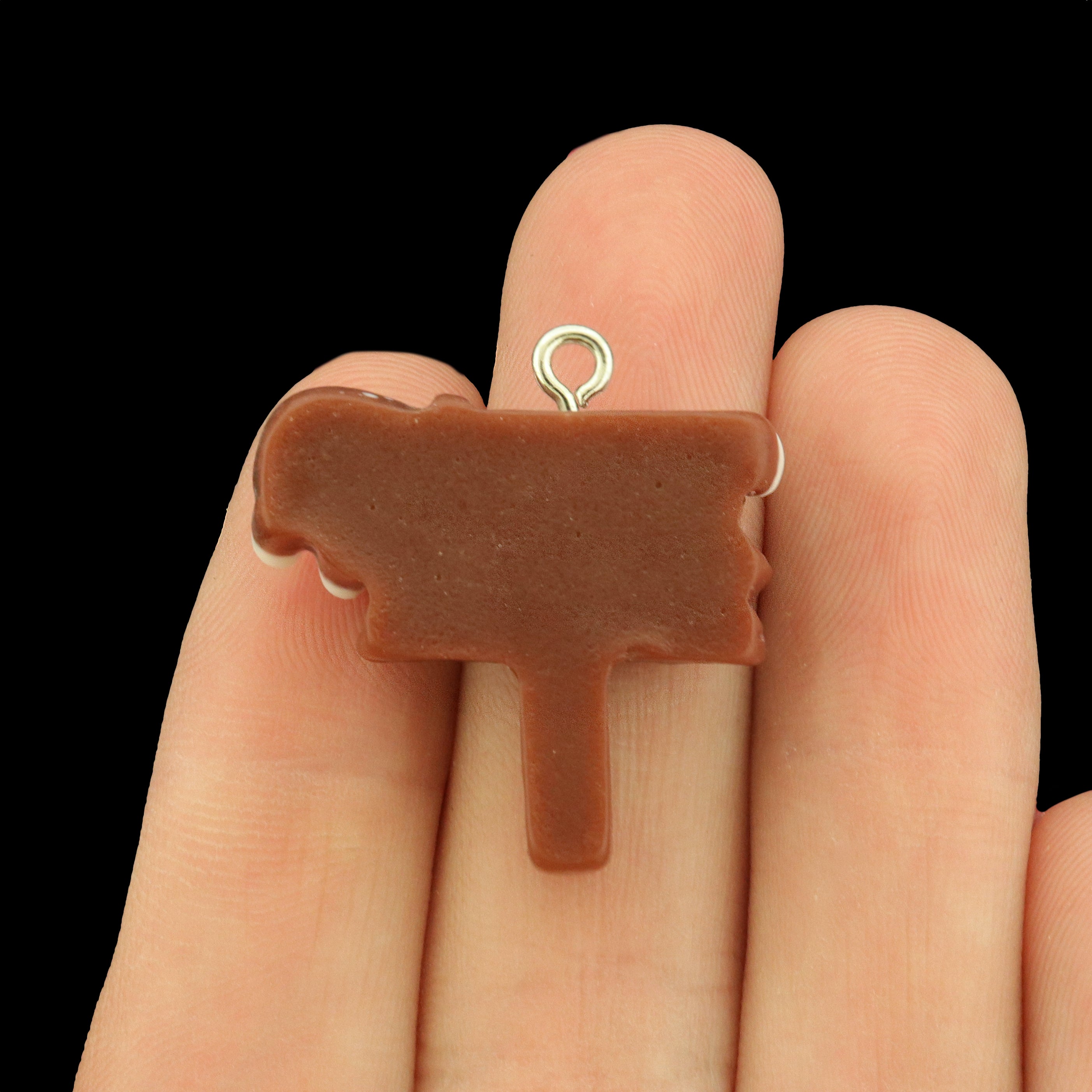 5 Merry Christmas Acrylic Sign Charms - XC100