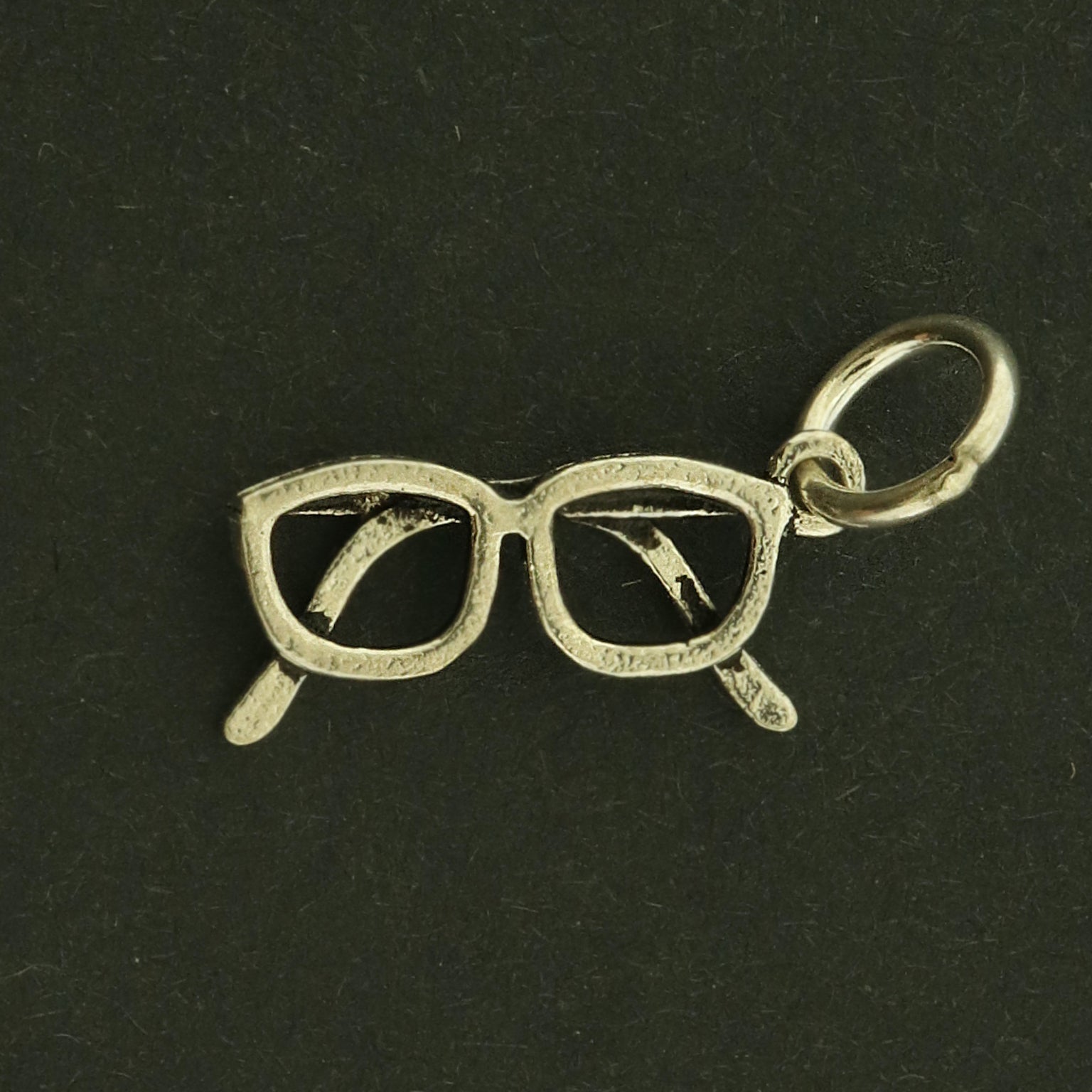 Eye Glasses Sterling Silver Charm - Reading Pendant - ST079