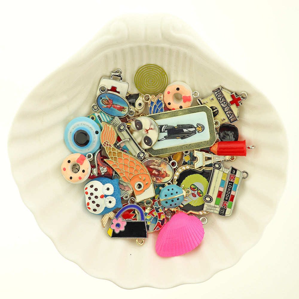 LIQUIDATION 100 breloques assorties de bronze argenté antique et ton or moins que le prix de gros sac à saisir 90 % de réduction sur GRAB10