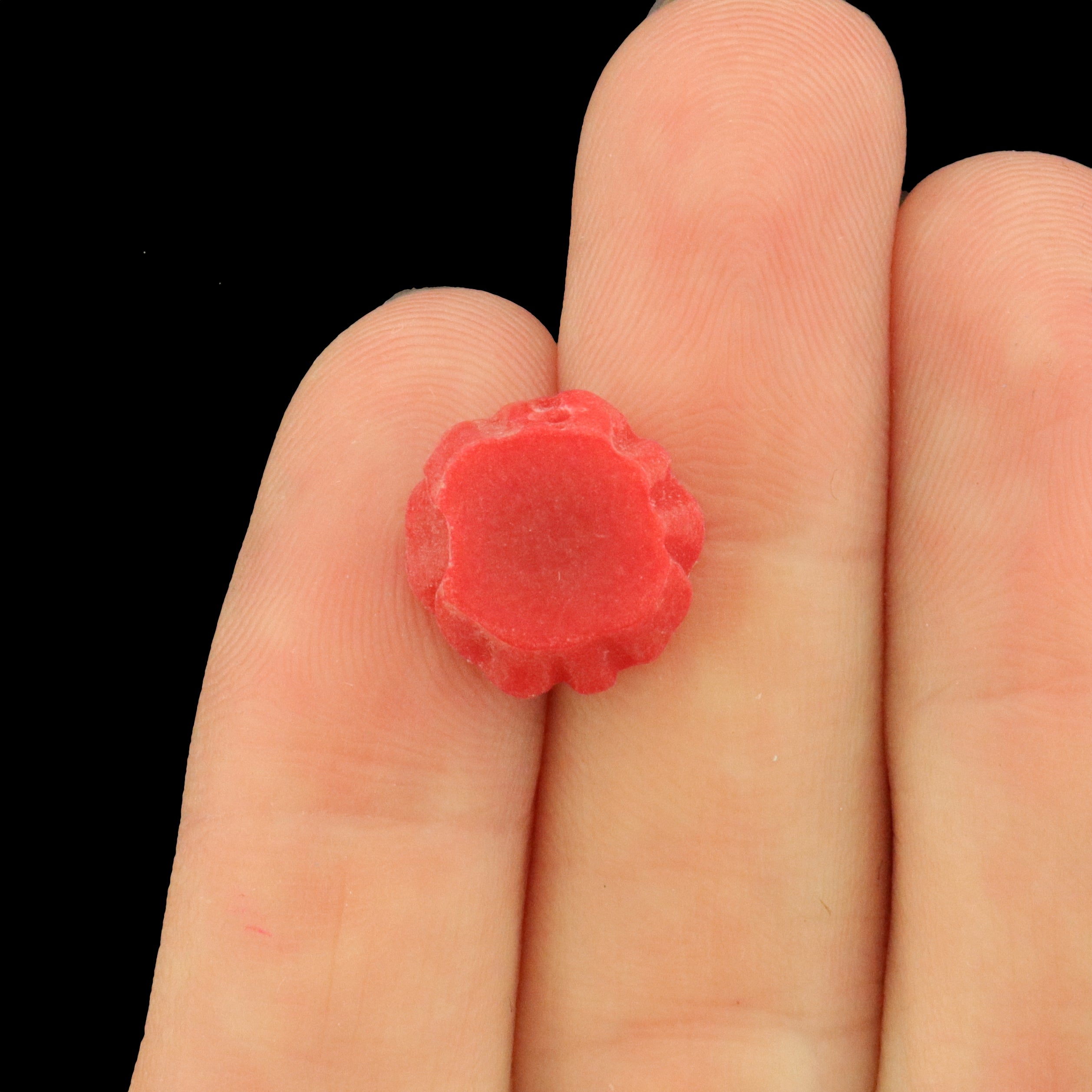 4 Poppy Acrylic Charms - Remembrance Day - 13mm - K075