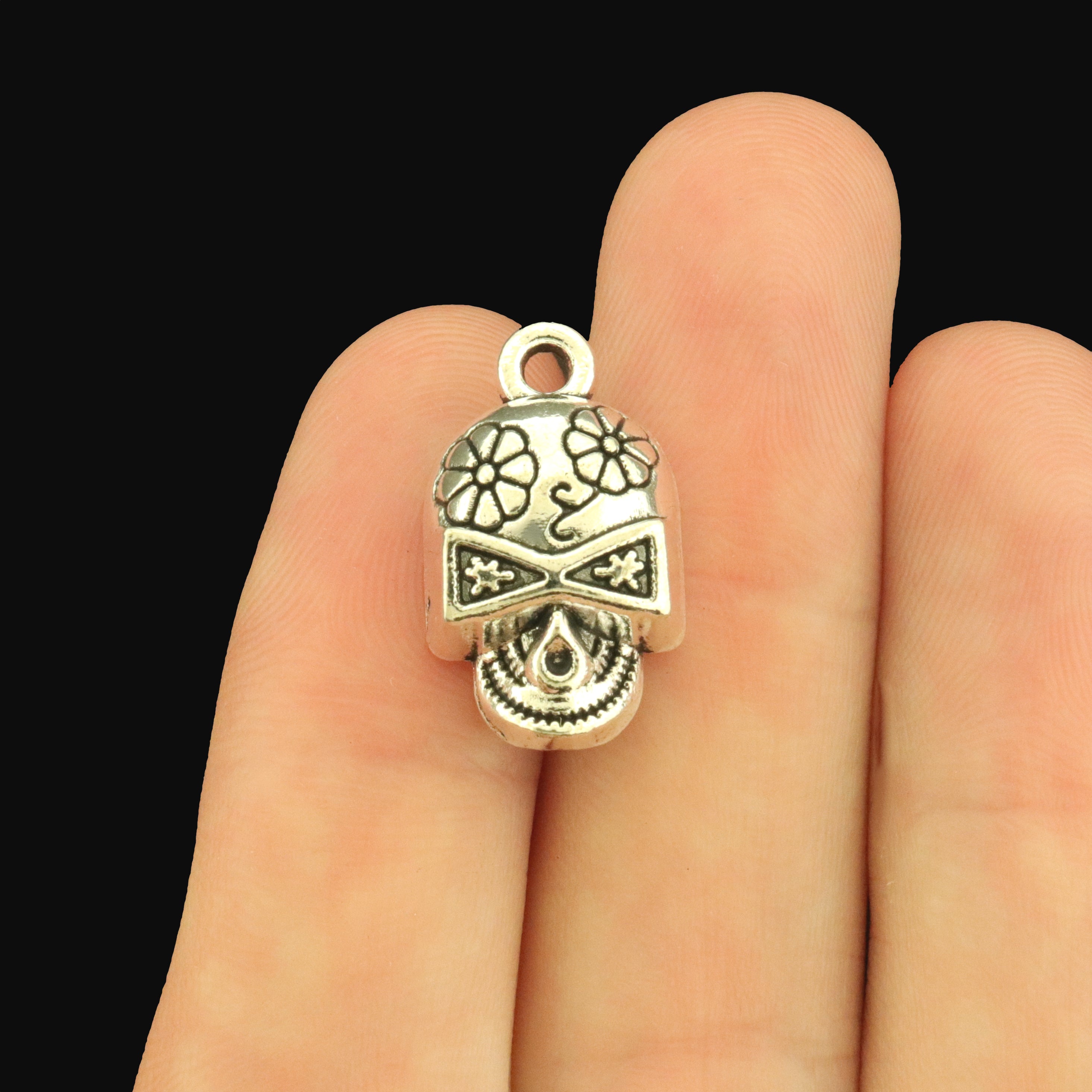 10 Floral Smiling Skull Antique Silver Tone Charms - SC510