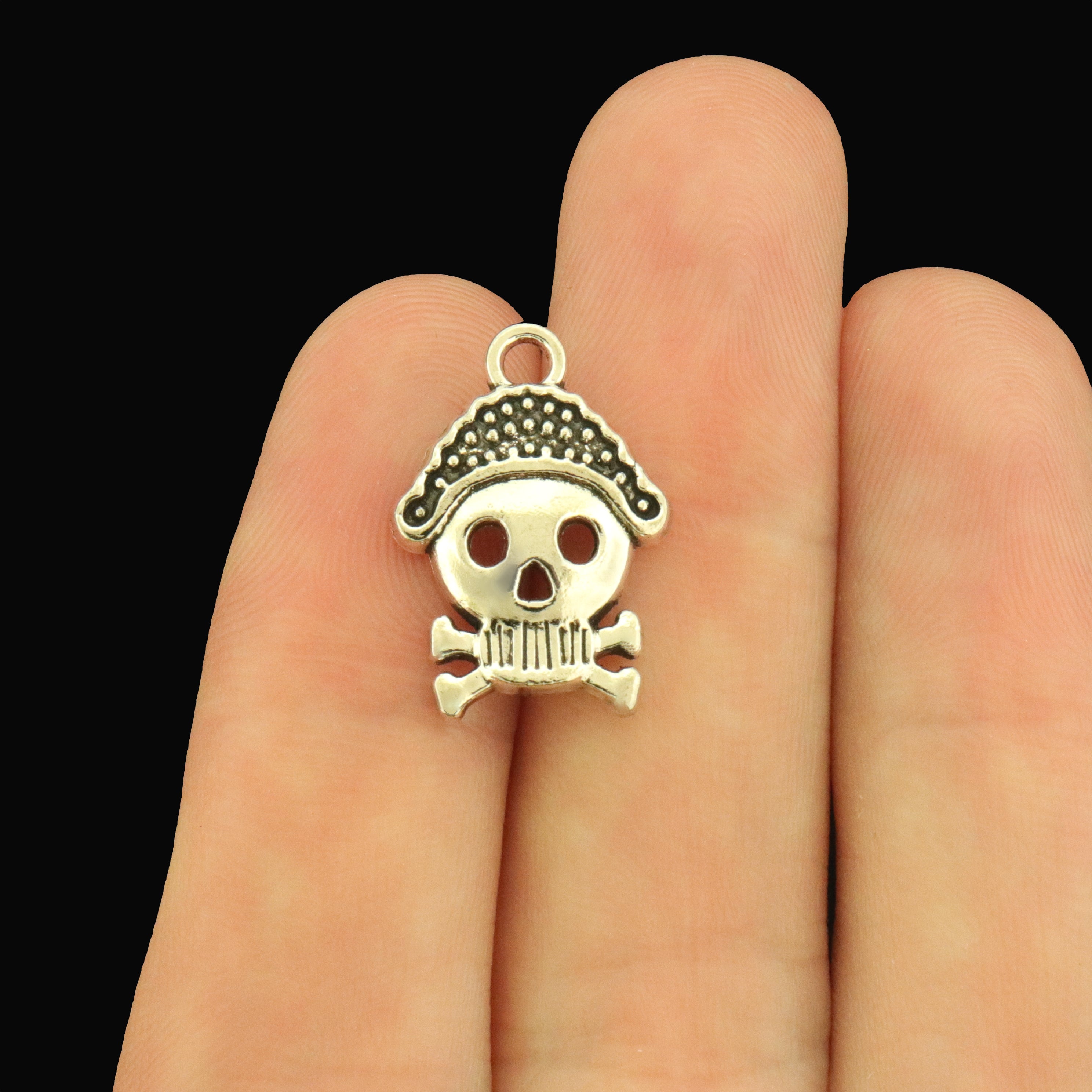 12 Pirate Skull Antique Silver Tone Charms - SC516