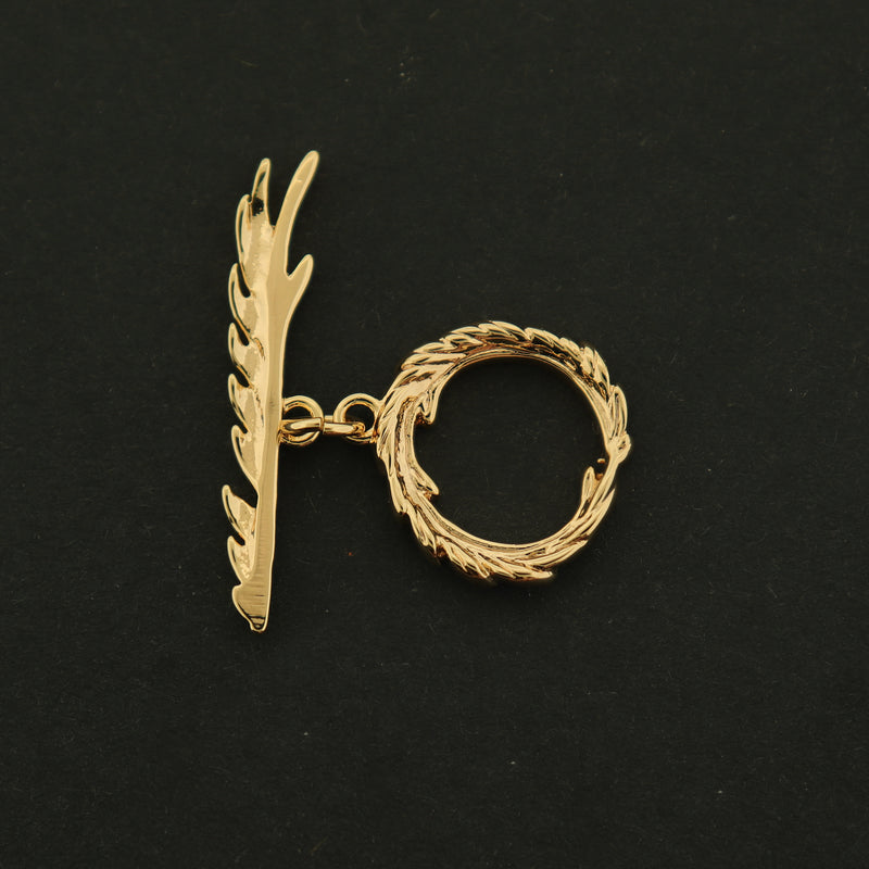 14k Toggle Clasp - Detailed Feather Design - 14k Gold Plated - GLD649