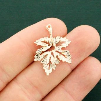 4 Maple Leaf Gold Tone Charms 3D - GC1109
