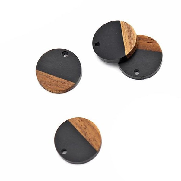 4 Round Natural Wood and Black Resin Charms 18mm - WP070