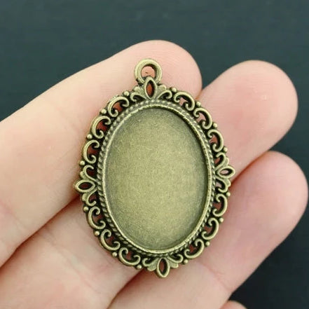 Antique Bronze Tone Cabochon Settings - 25mm x 18mm Tray - 4 Pieces - BC044