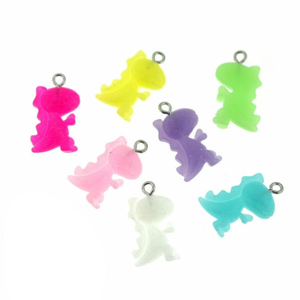 5 breloques dinosaures assorties en résine scintillante - K041