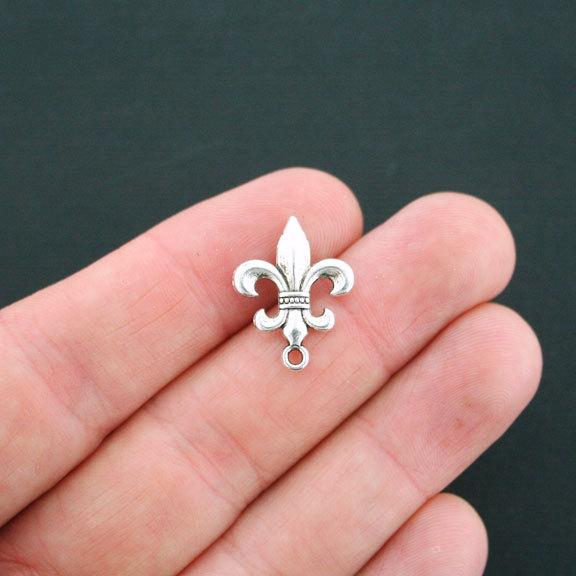 10 breloques de ton argent antique Fleur de Lis 2 faces - SC2828