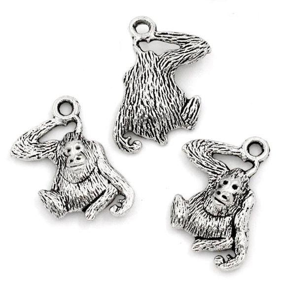 10 Gorilla Antique Silver Tone Charms 2 Sided - SC1280