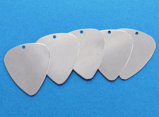 Guitar Pick Stamping Blanks - Stainless Steel - 26mm x 30mm - 10 Tags - MT130