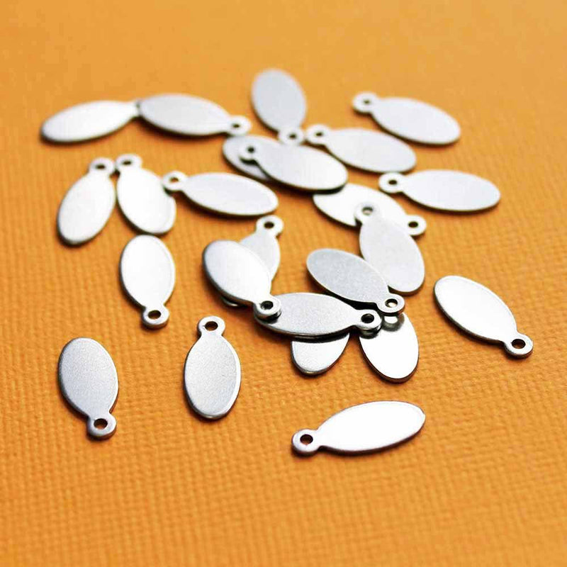 SALE Oval Stamping Blanks - Stainless Steel - 16mm x 7mm - 10 Tags - MT024