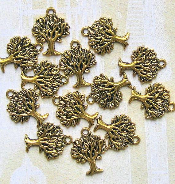 10 Tree Antique Gold Tone Charms - GC006