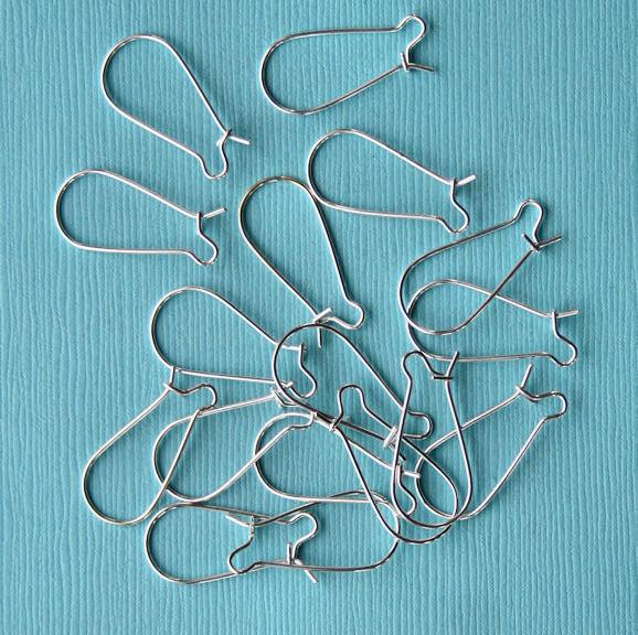 Silver Tone Earrings - Kidney Style Hooks - 20mm x 17mm - 100 Pieces 50 Pairs - Z052