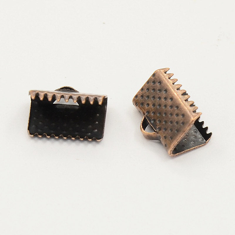 Assorted Ribbon Ends - 10mm x 7mm - 50 Pieces - FD154