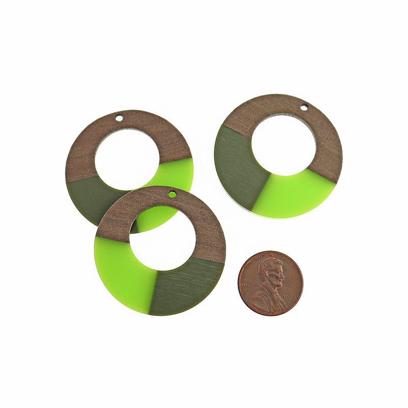 Ring Natural Wood and Resin Charm 38mm - Lime and Army Green - WP535