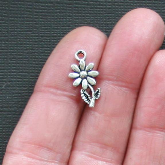 12 breloques marguerites argentées antiques - SC2412