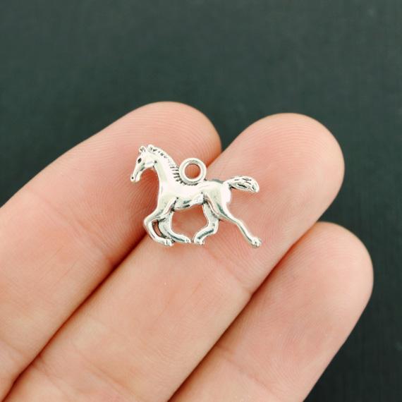 12 Horse Antique Silver Tone Charms 3D - SC7811