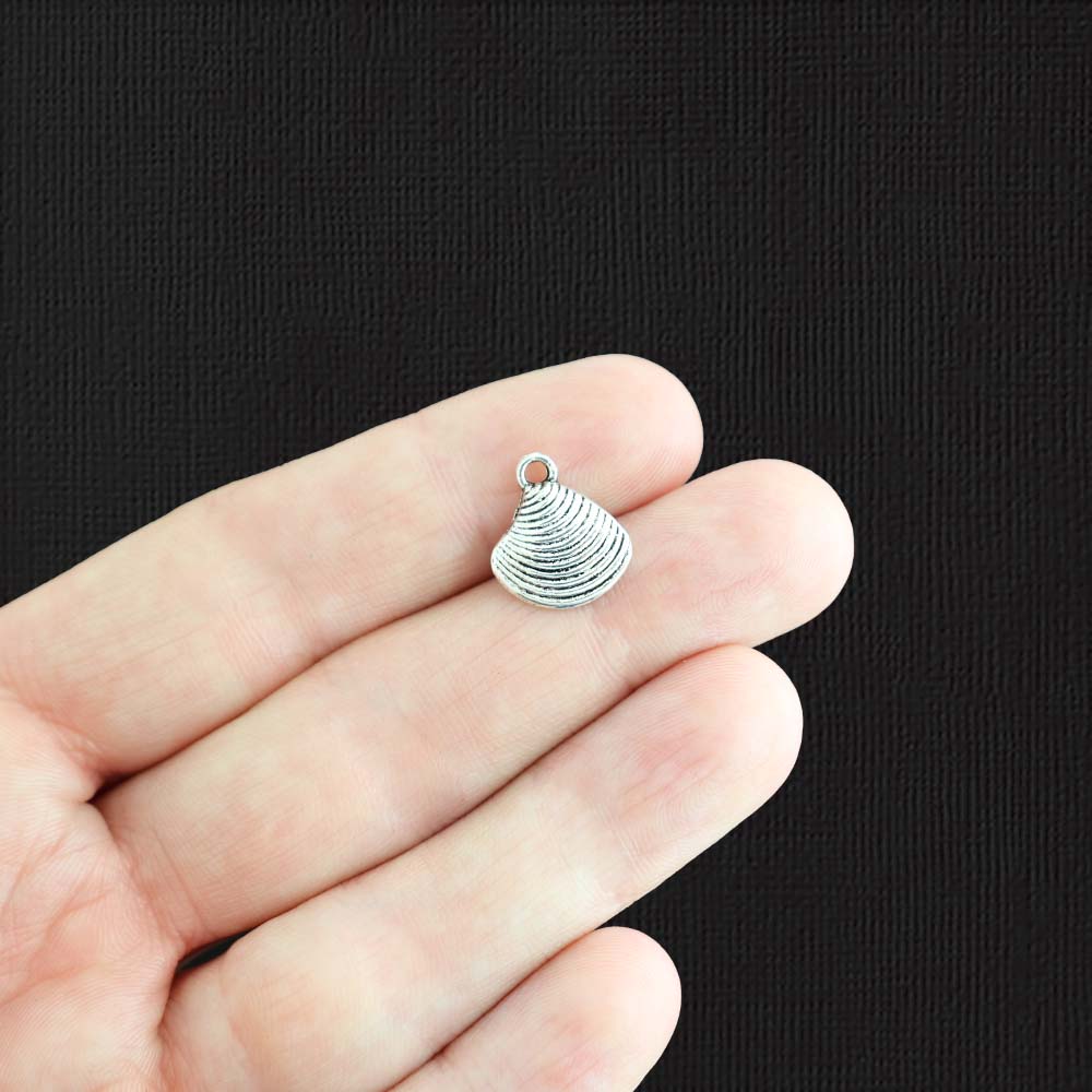 12 breloques de ton argent antique coquillage - SC442