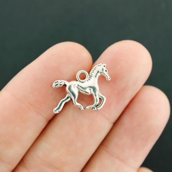 12 Horse Antique Silver Tone Charms 3D - SC7811