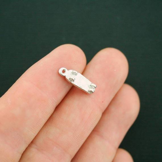 12 Skateboard Antique Silver Tone Charms 3D - SC4327