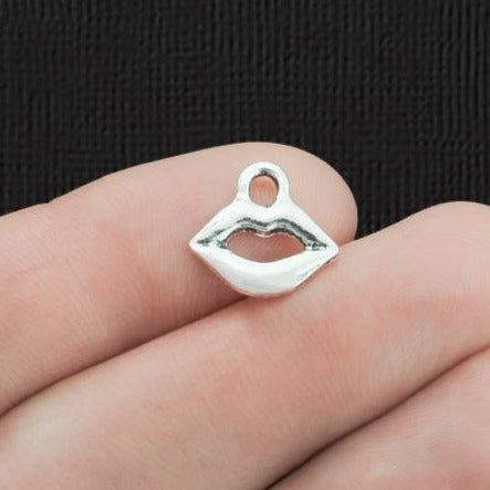 15 breloques de ton argent antique lèvres - SC3662