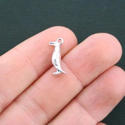 15 Penguin Antique Silver Tone Charms 3D - SC021