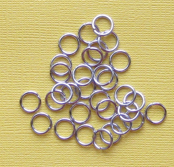Stainless Steel Jump Rings 8mm x 1mm - Open 18 Gauge - 100 Rings - SS008