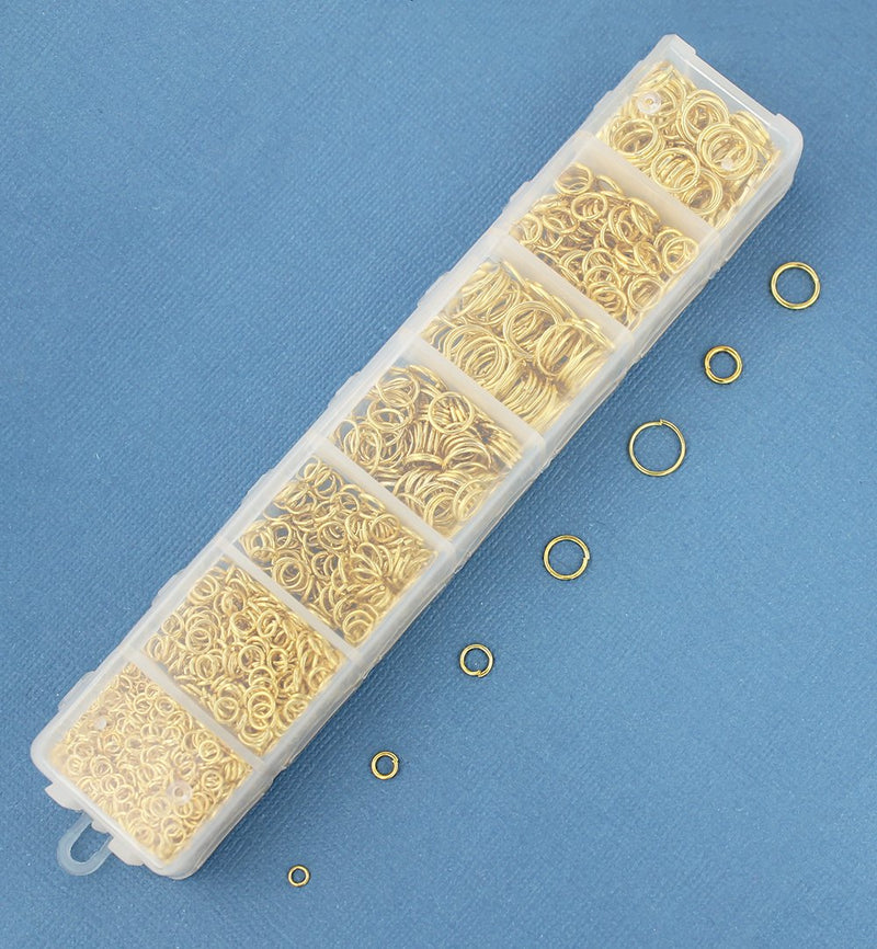 1780 anneaux plaqués or tailles assorties dans une boîte de rangement pratique - JBOX2