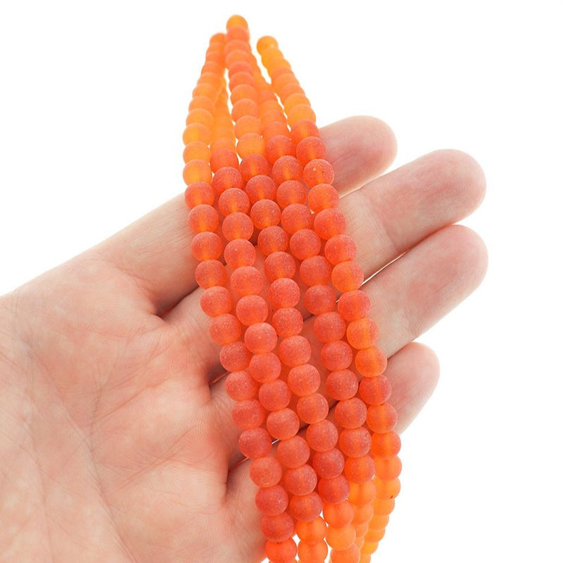Perles rondes en verre de mer de culture 6 mm - Orange givré - 1 rang 32 perles - U212