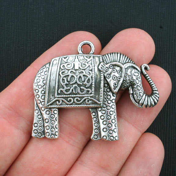 2 breloques argentées antiques d'éléphant - SC3558