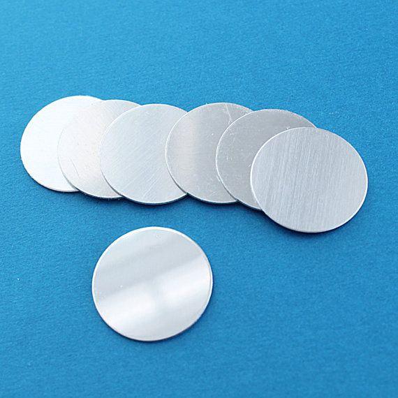 Circle Stamping Blanks - Silver Aluminum - 25mm - 20 Tags - MT081