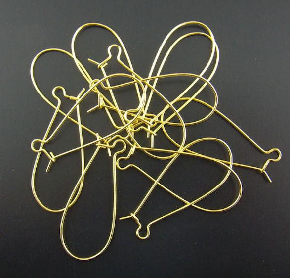 Boucles d'oreilles dorées - Crochets de style rein - 15 mm x 36 mm - 200 pièces 100 paires - Z033