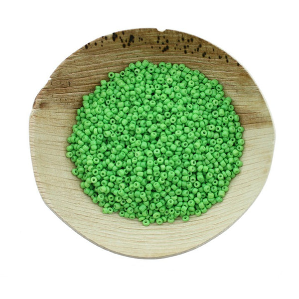 Seed Glass Beads 10/0 2mm - Green - 50g 1200 Beads - BD2516
