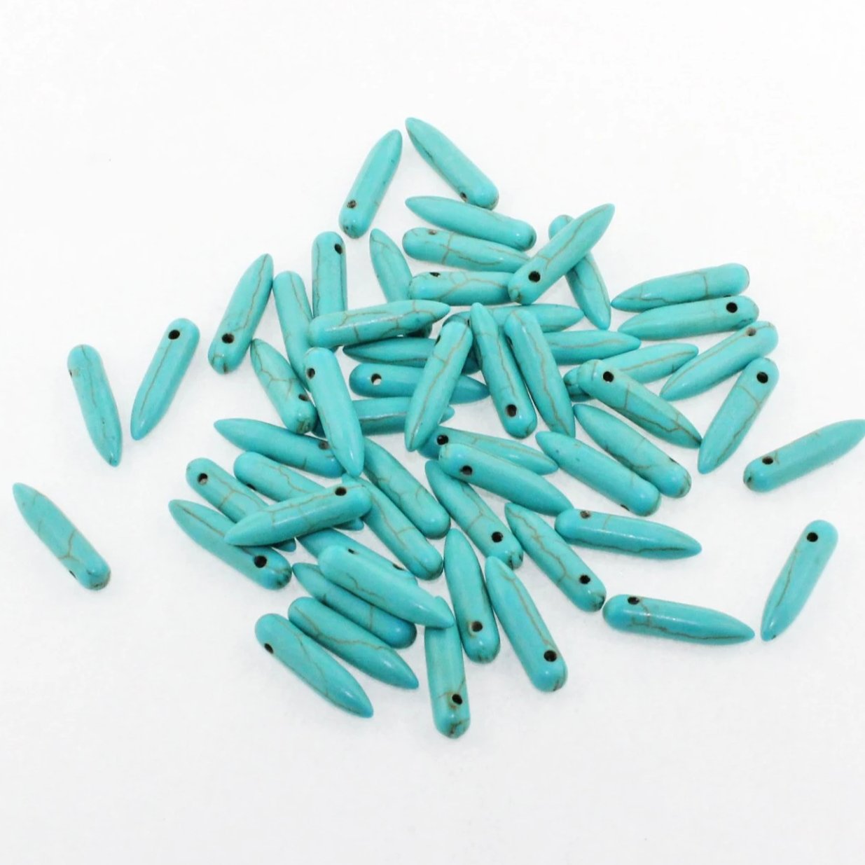 25 Natural Howlite Gemstone Charms 3D - BD1440