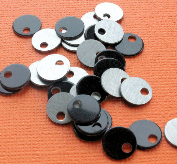 Ébauches d'estampage circulaires - Aluminium anodisé noir - 9 mm - 25 étiquettes - MT093