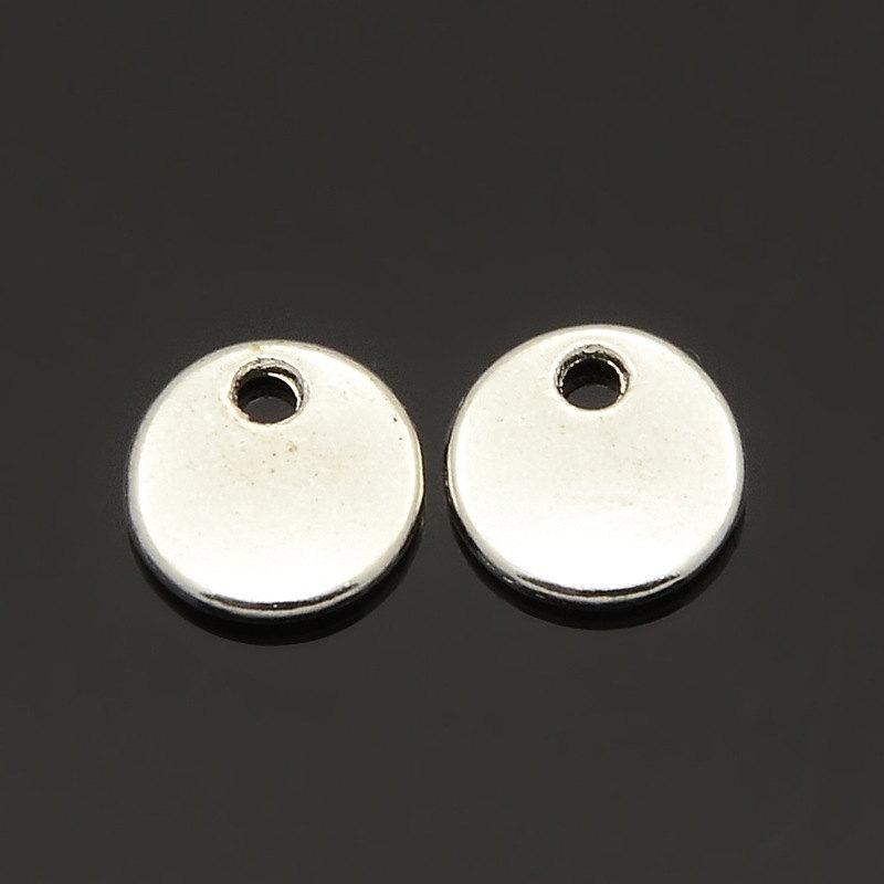 Circle Stamping Blanks - Silver Tone Zinc Alloy - 8mm - 25 Tags - MT257