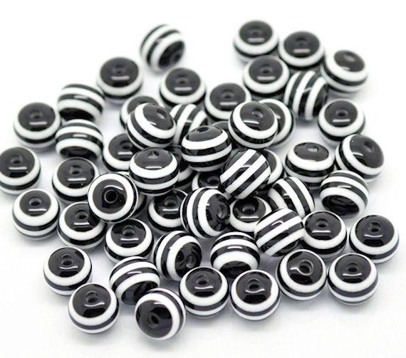 Round Resin Beads 8mm - Black and White Stripe - 25 Beads - BD021