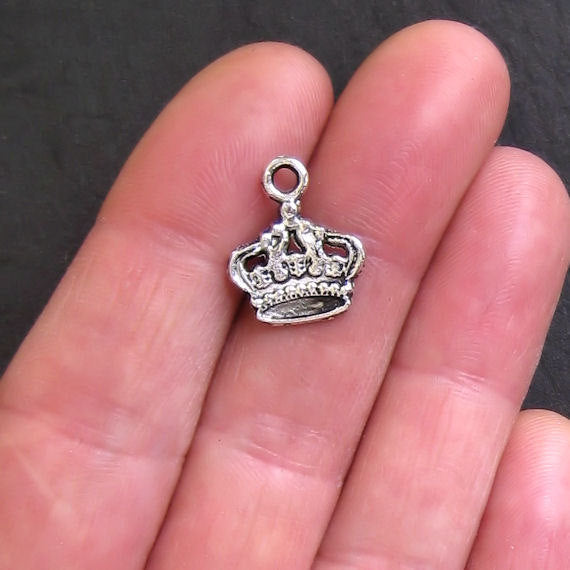 10 Crown Antique Silver Tone Charms - SC737