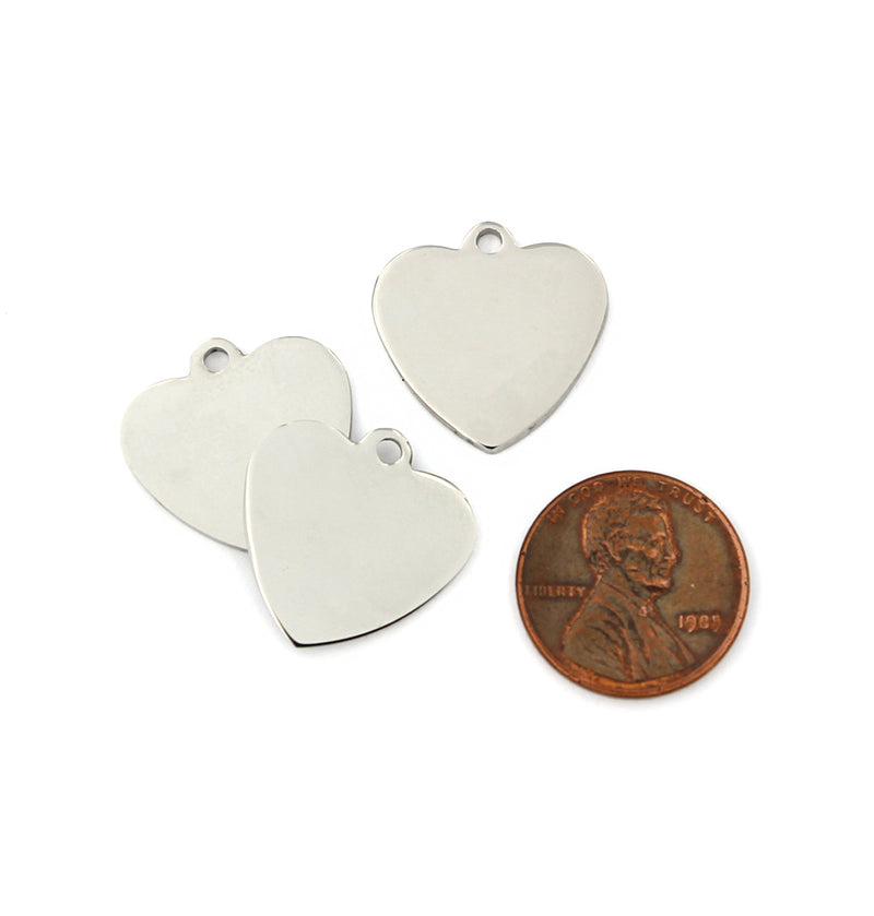 SALE Heart Stamping Blanks - Acier inoxydable - 20mm x 20mm - 2 Tags - FD737