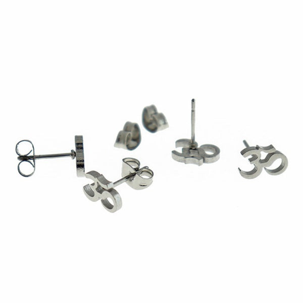 Boucles d'oreilles en acier inoxydable - Om Studs - 8mm x 6mm - 2 pièces 1 paire - ER461
