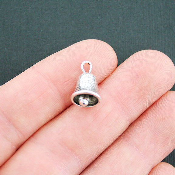 4 breloques ton argent antique cloche 3D - SC5182