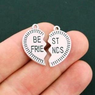 Ensemble de 2 breloques argentées antiques 4 Best Friends - SC5785