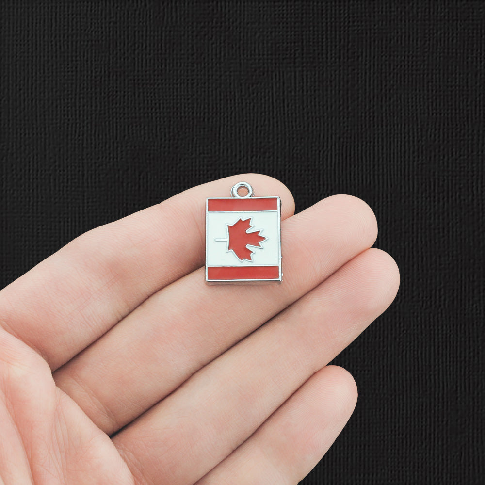 4 breloques en émail argenté drapeau du Canada - E078