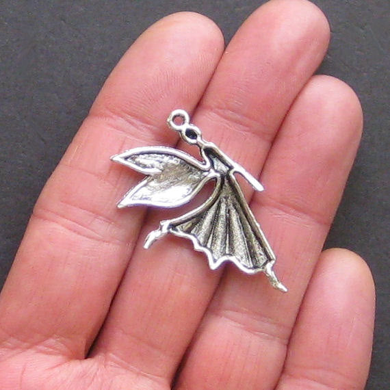 4 breloques argentées antiques d'ange dansant - SC691