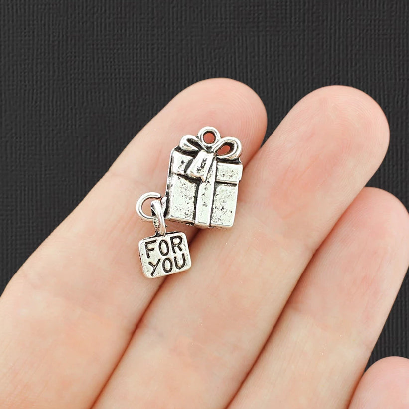 4 breloques de ton argent antique cadeau - SC1681