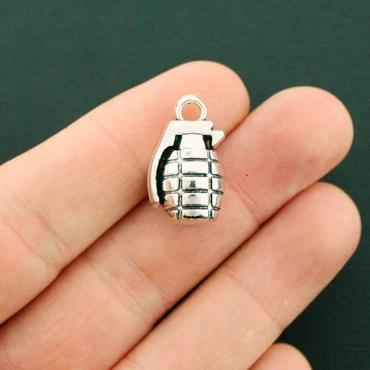 4 breloques ton argent antique Grenade 3D - SC6371