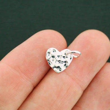 4 breloques de ton argent antique coeur martelé 2 faces - SC867